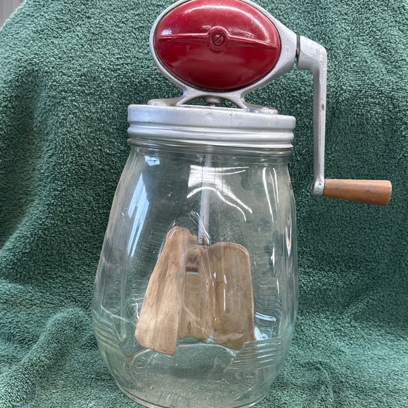 Other - Vintage Dazey Red and Silver Hand Crank Butter Churn No. 4, Football.